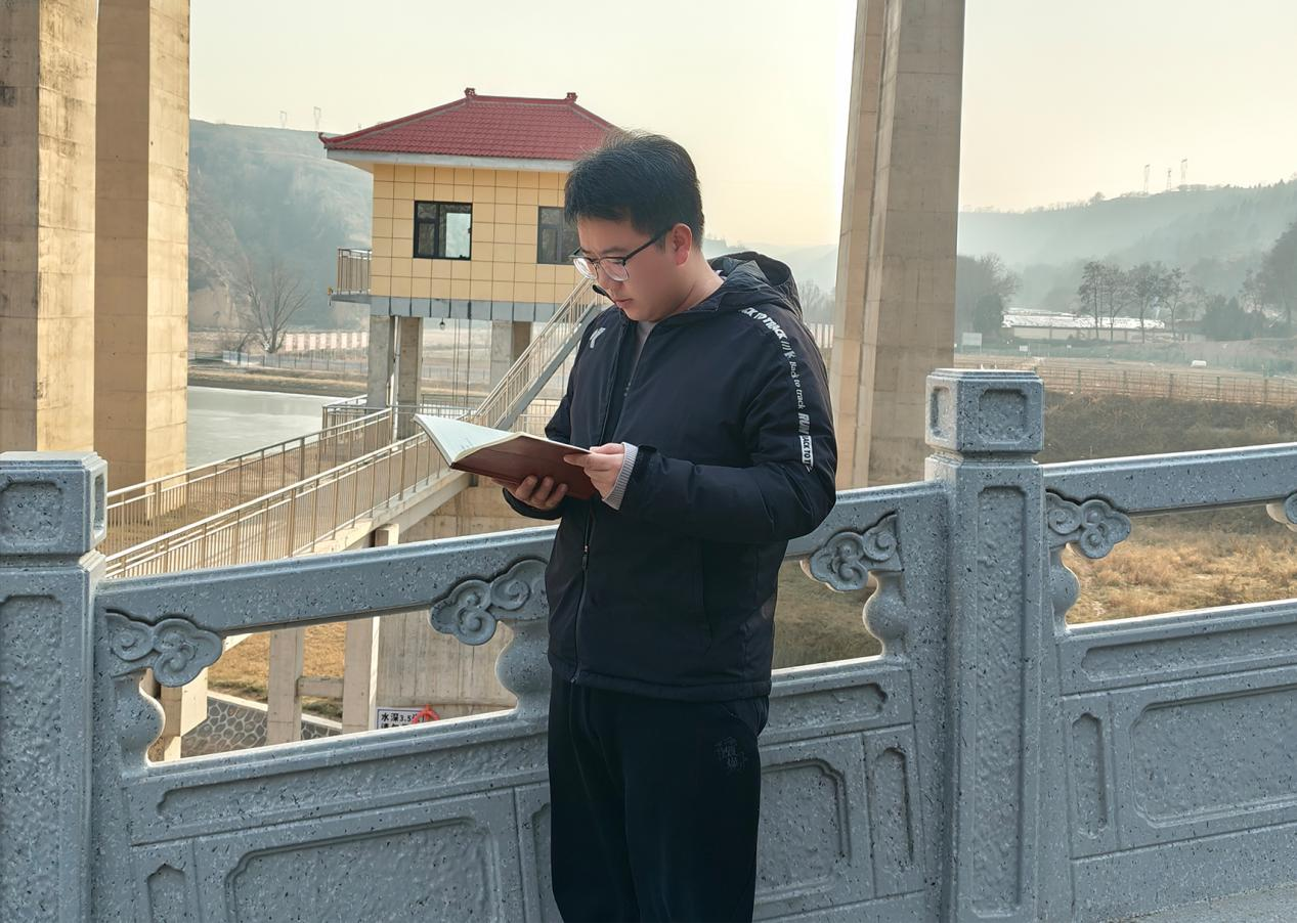 中共星空入口(中国)官方网站委员会关于对2024年度“产投榜样”进行公示的公告(图2) 中共星空入口(中国)官方网站委员会关于对2024年度“产投榜样”进行公示的公告(图2)