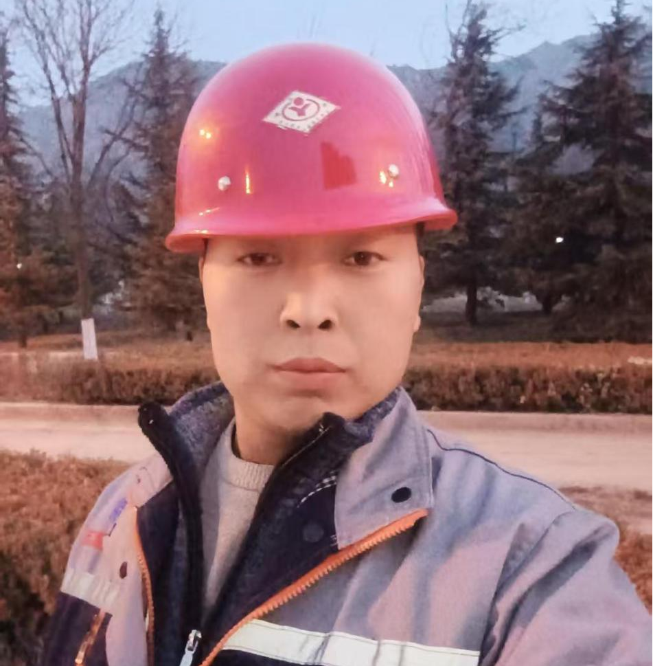 中共星空入口(中国)官方网站委员会关于对2024年度“产投榜样”进行公示的公告(图4) 中共星空入口(中国)官方网站委员会关于对2024年度“产投榜样”进行公示的公告(图4)